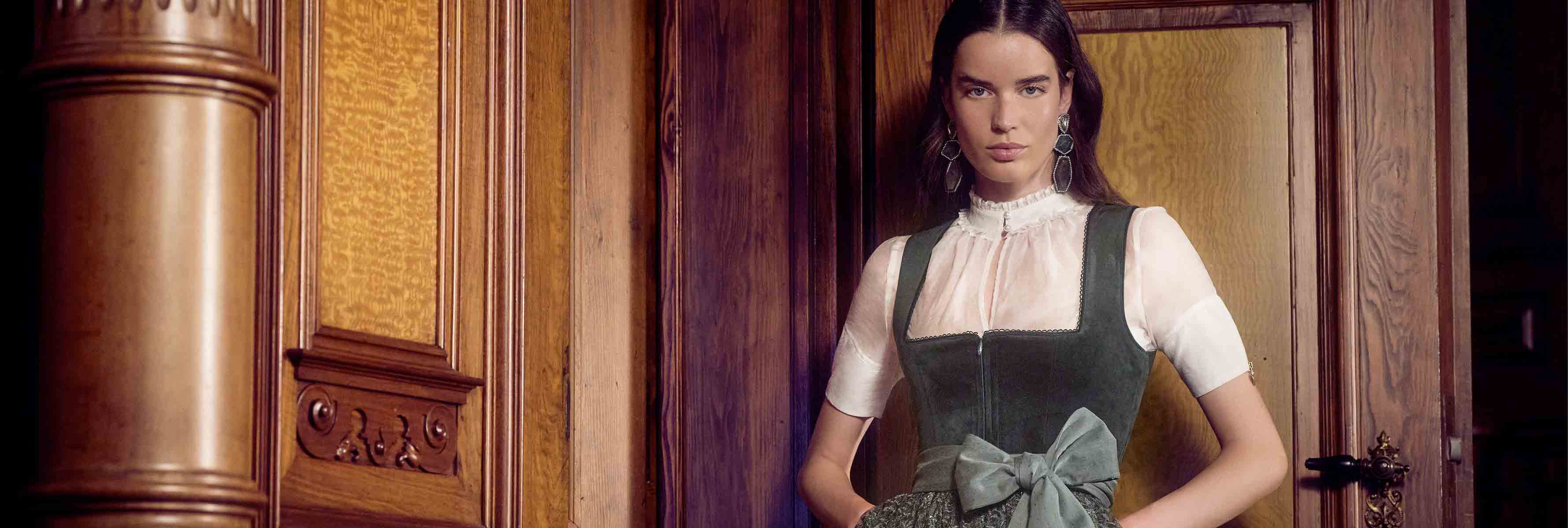 Maxi Dirndl Maxi Dirndl