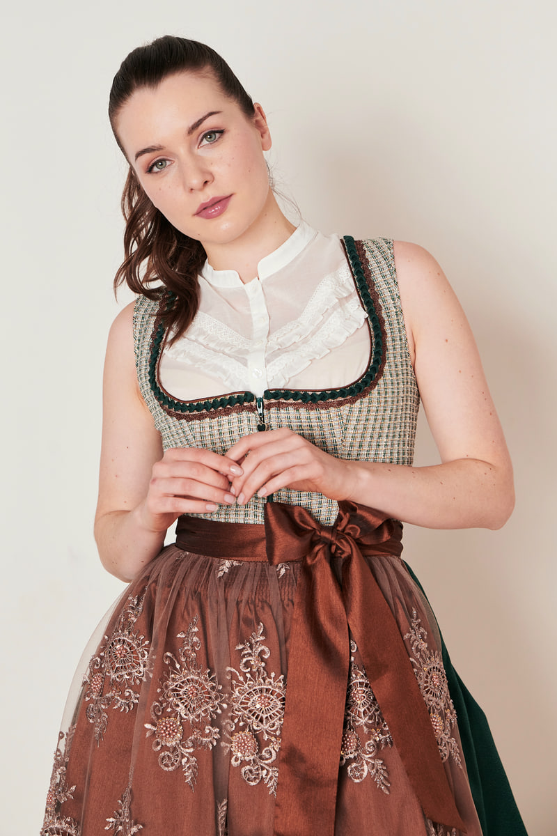 Dirndl Asteria (60cm)
