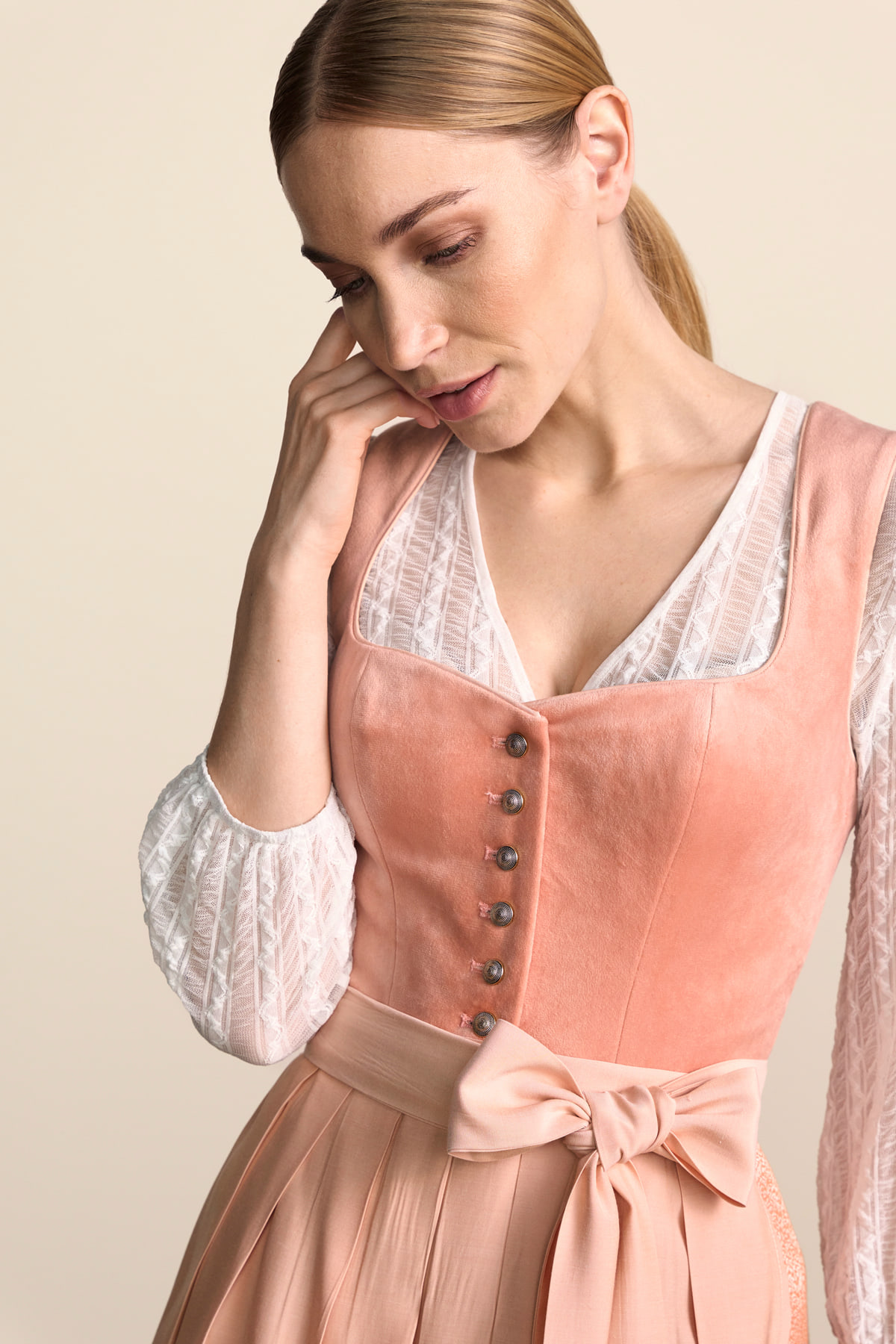 Dirndl Aliona (60cm)