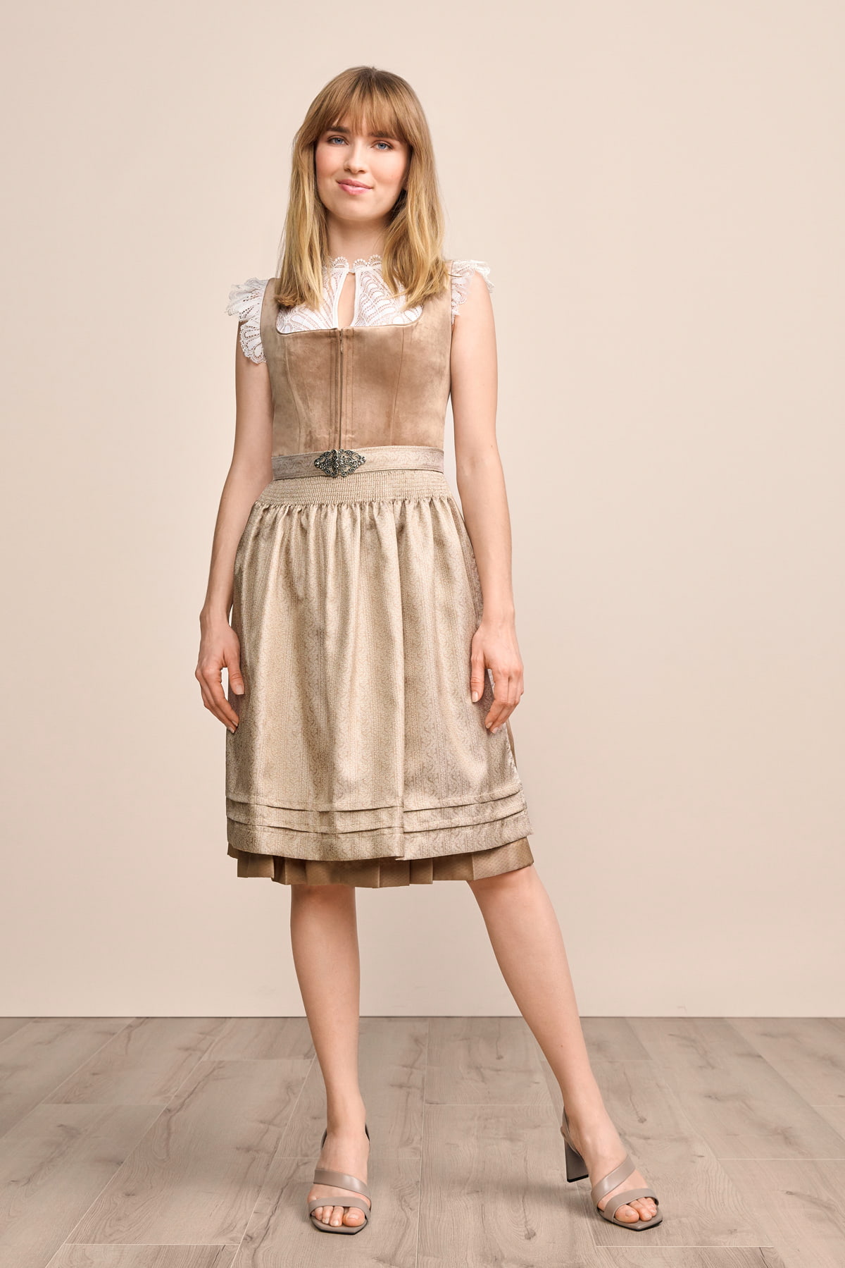 Dirndl Aurela (60cm)