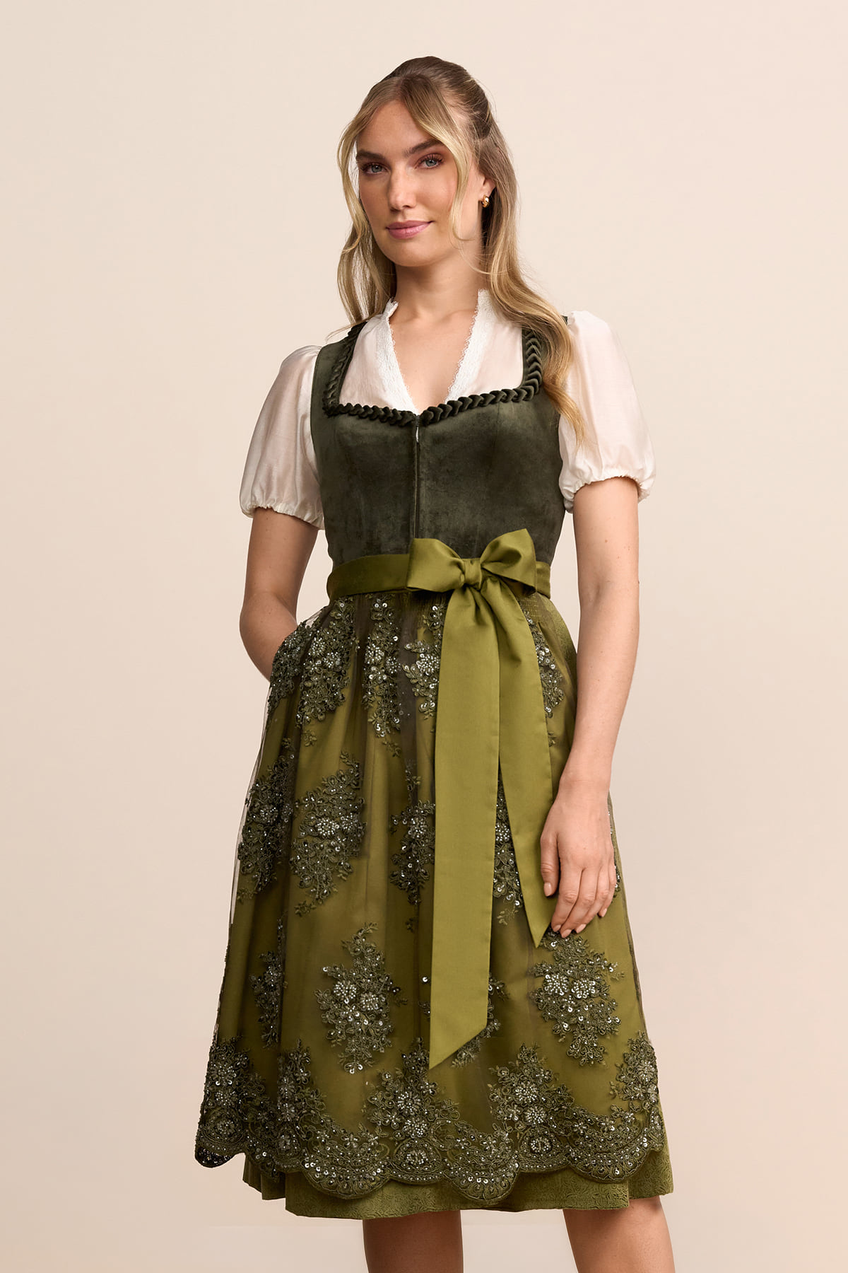 Dirndl Cassie (70cm)