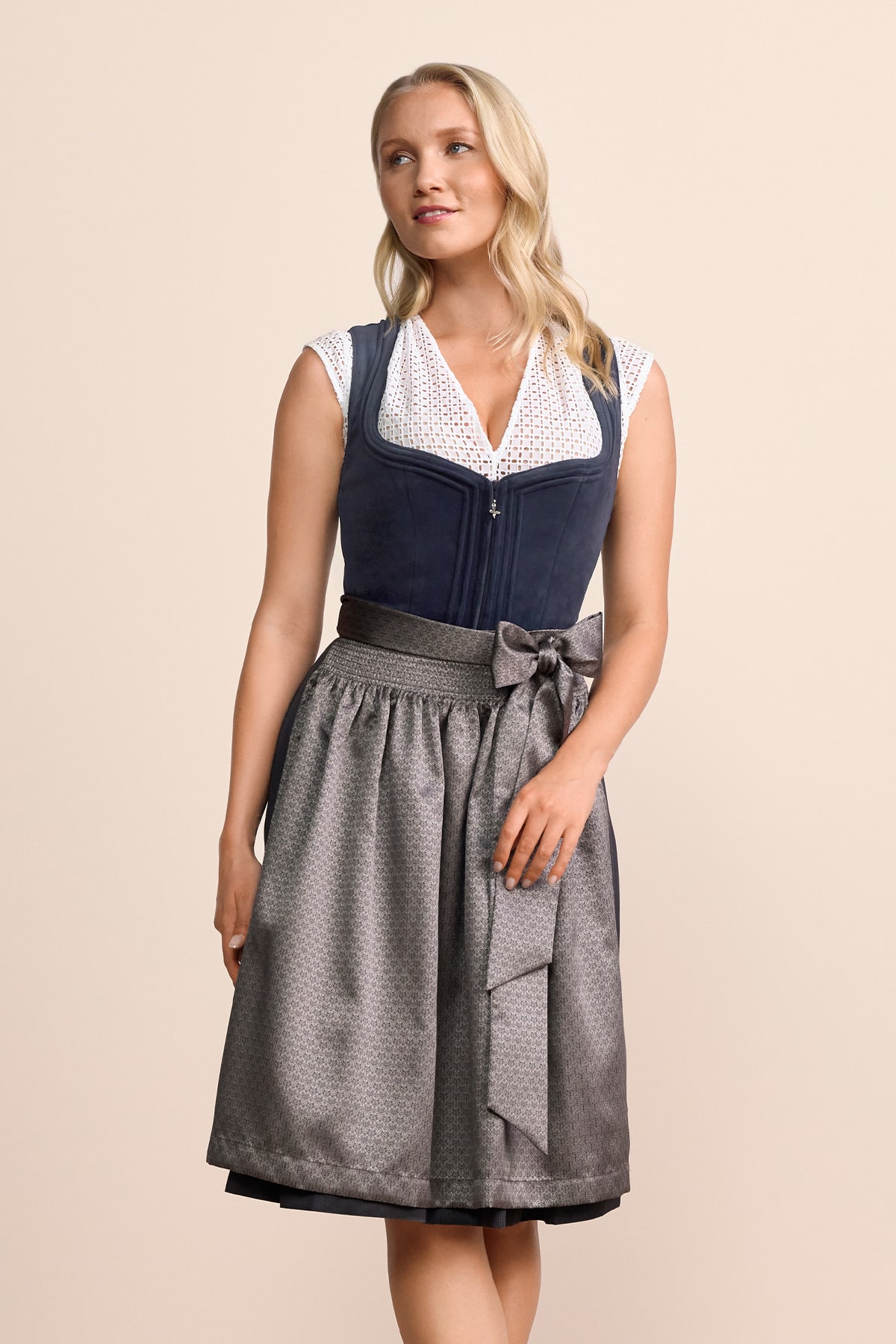 Dirndl Lioraen (60cm)