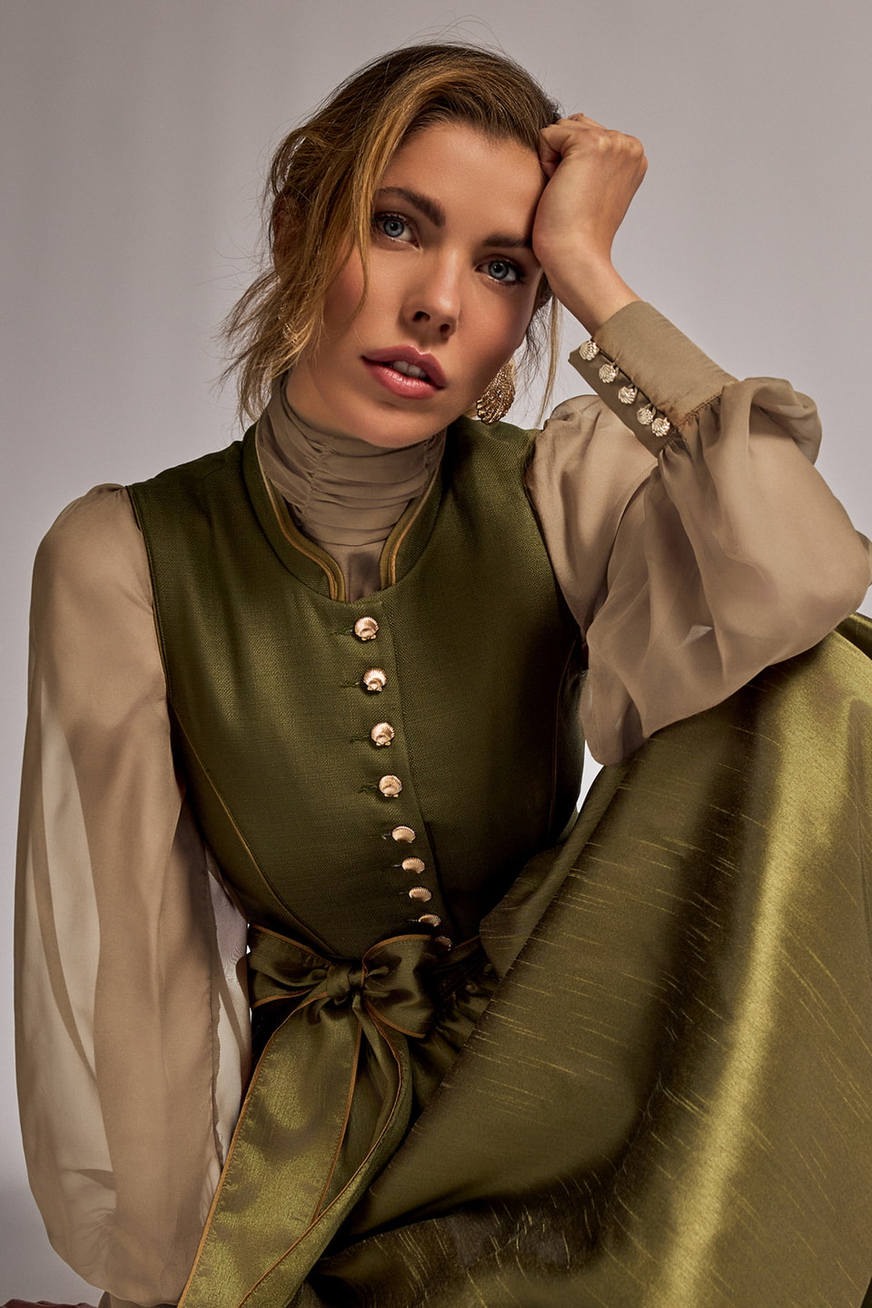 Dirndlbluse Tanea