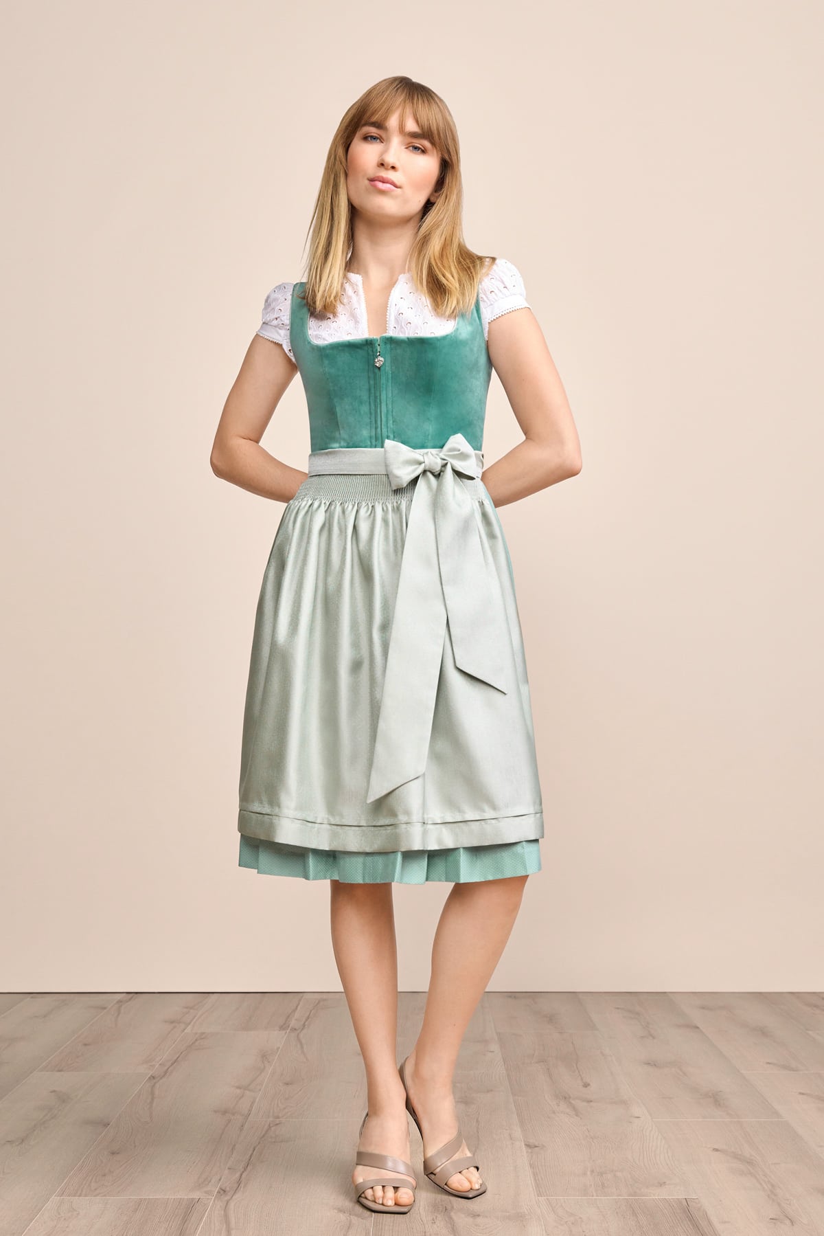Dirndl Delea (60cm)