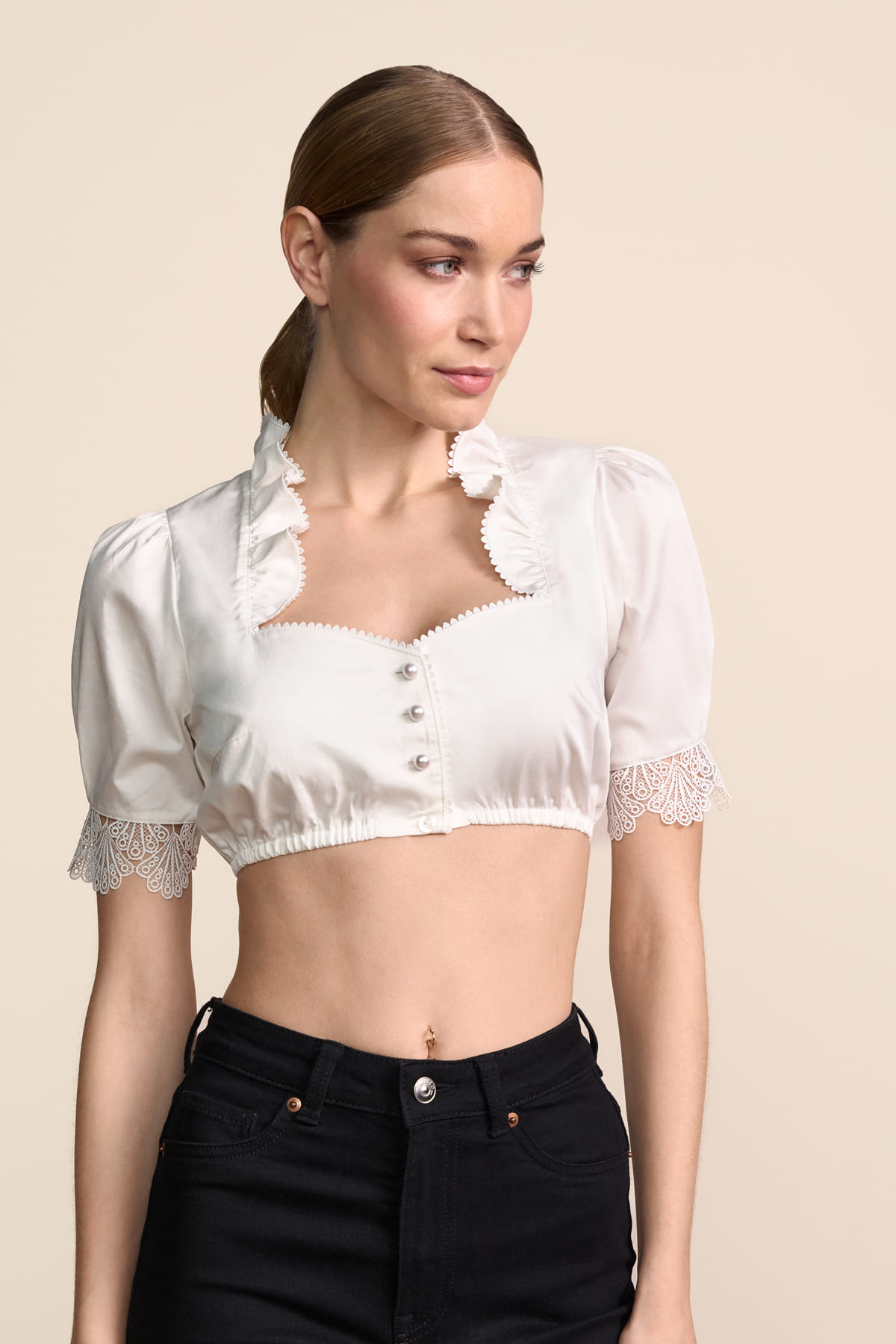 Dirndlbluse Ariwen