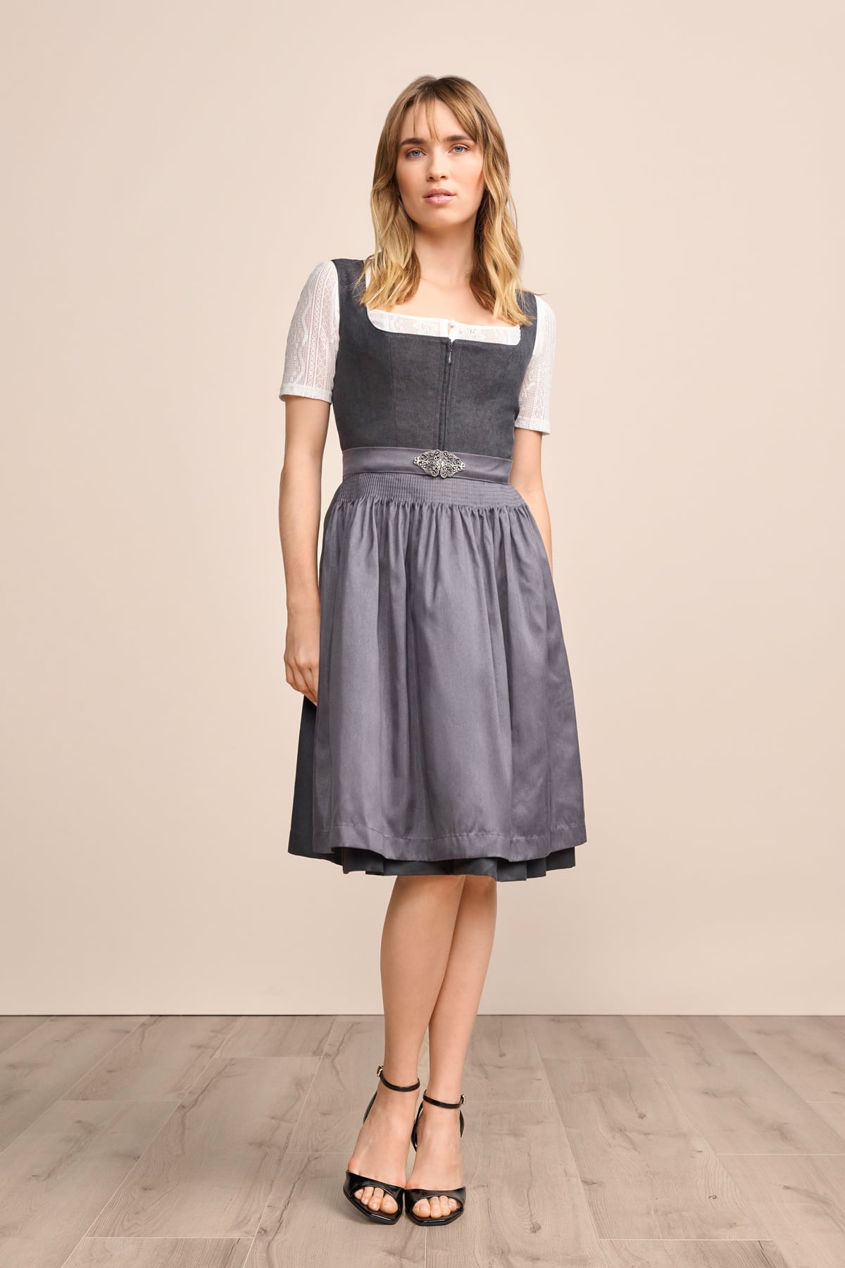 Dirndl Evi (60cm)