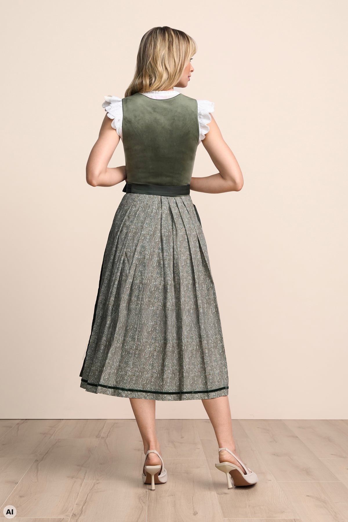 Dirndl Iny (80cm)