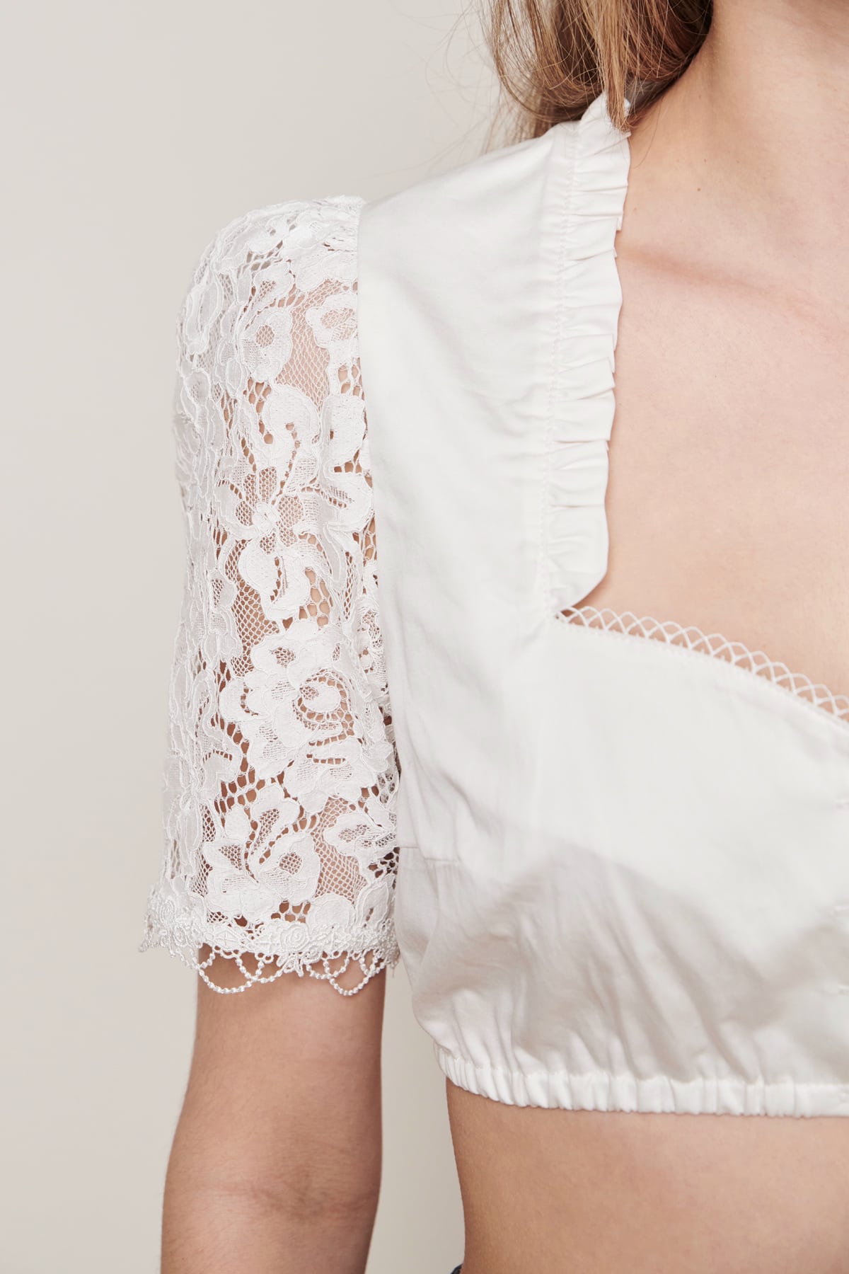 Dirndlbluse Ebba