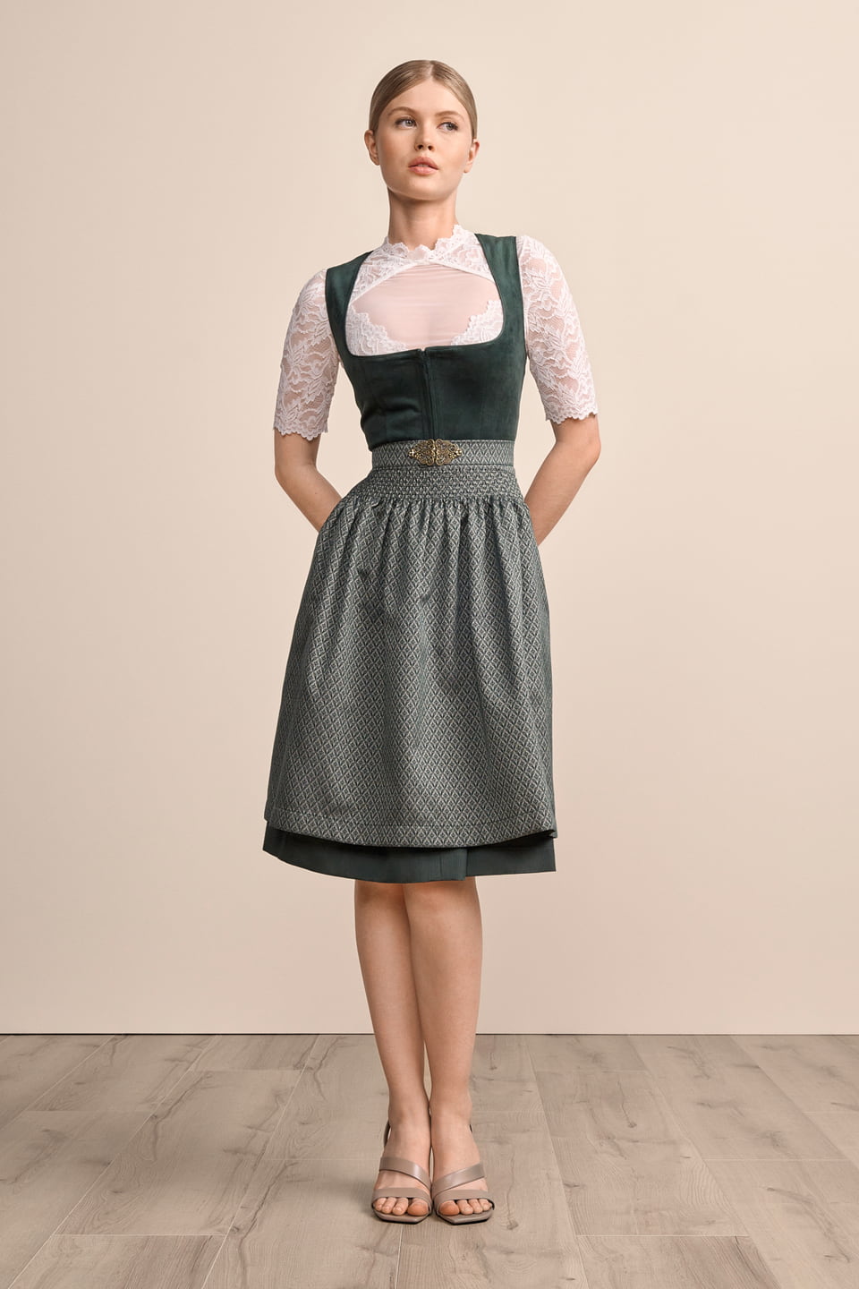 Dirndl Alisha (60cm)