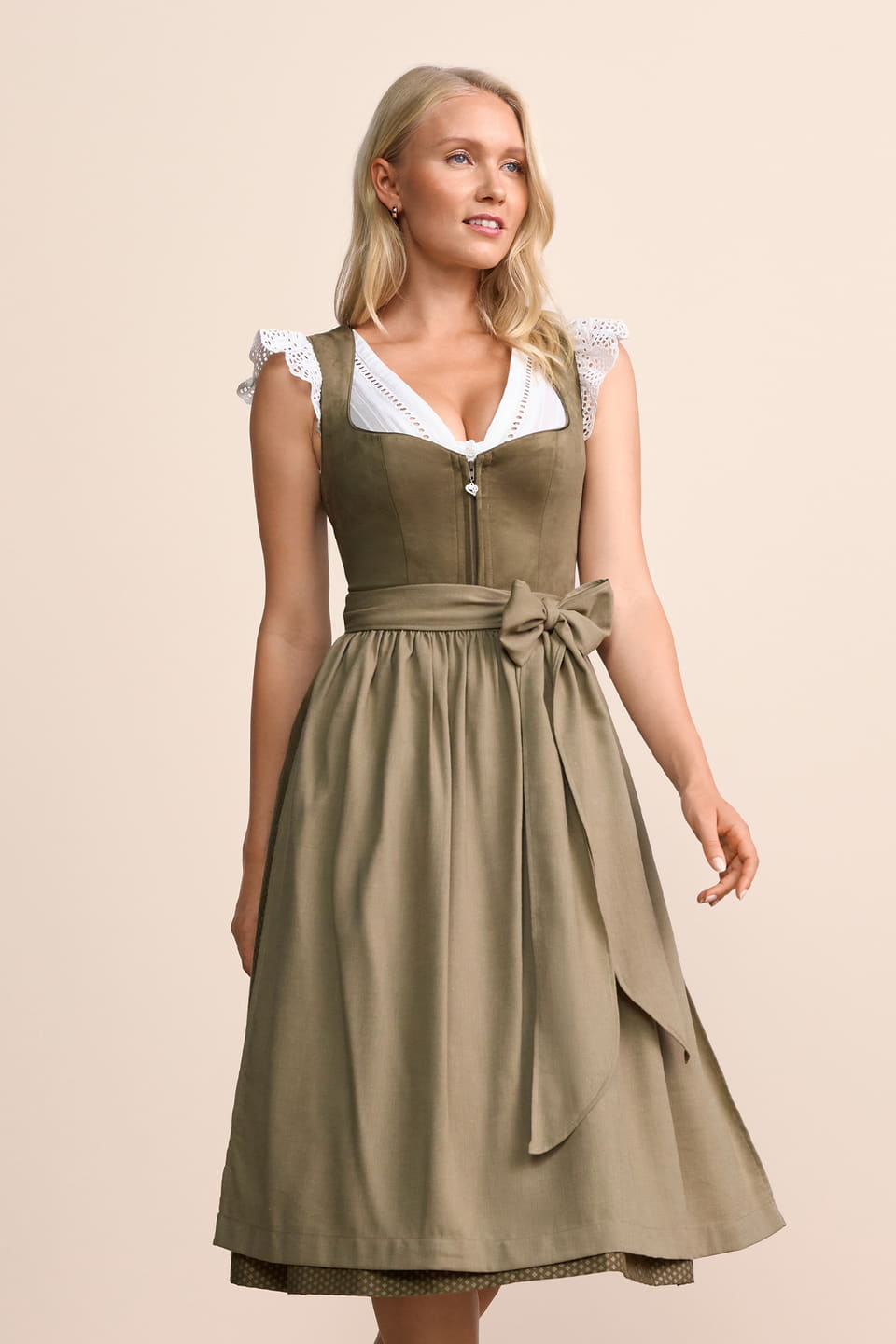 Dirndl Sylvara (70cm)