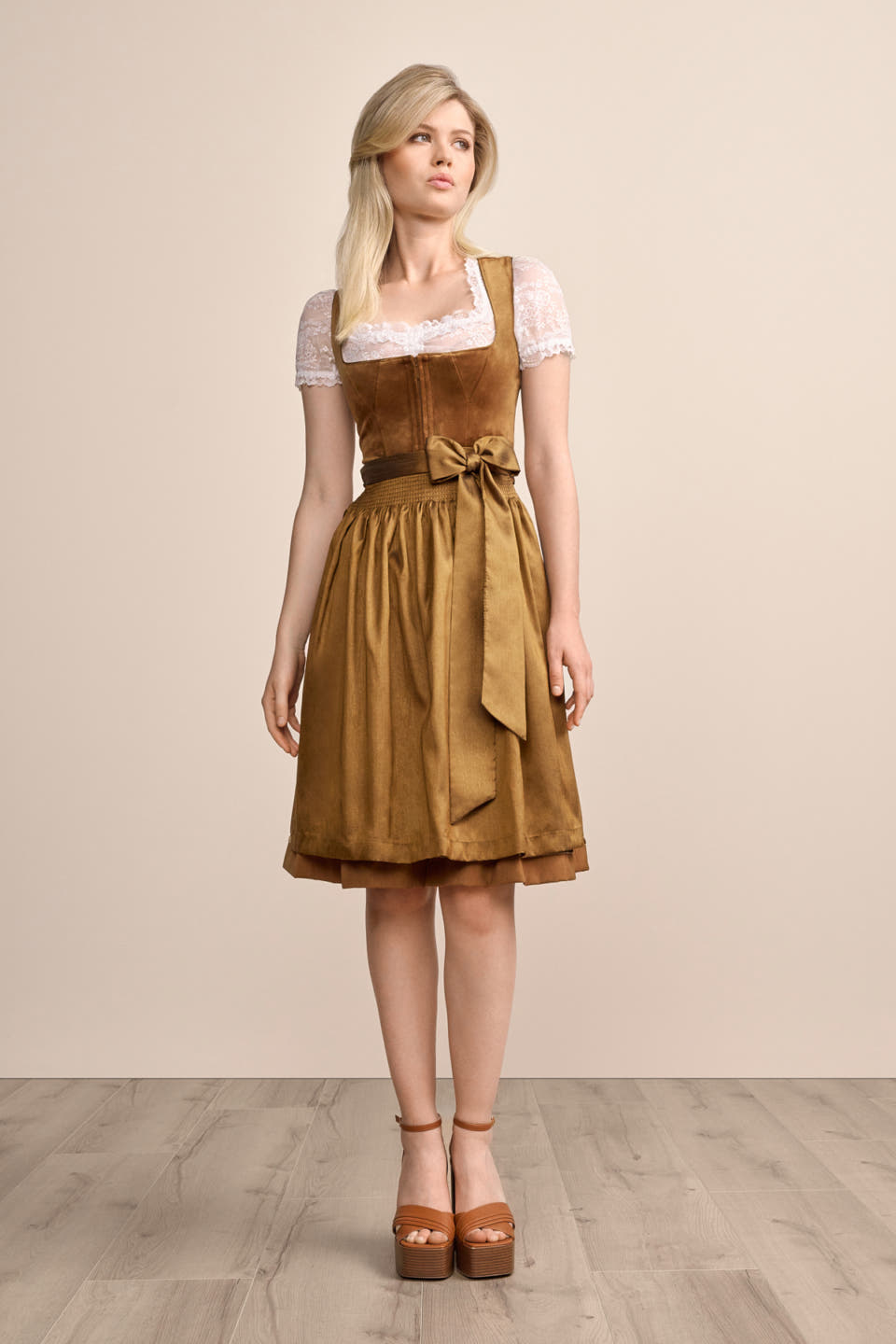 Dirndl Suzanne (60cm)