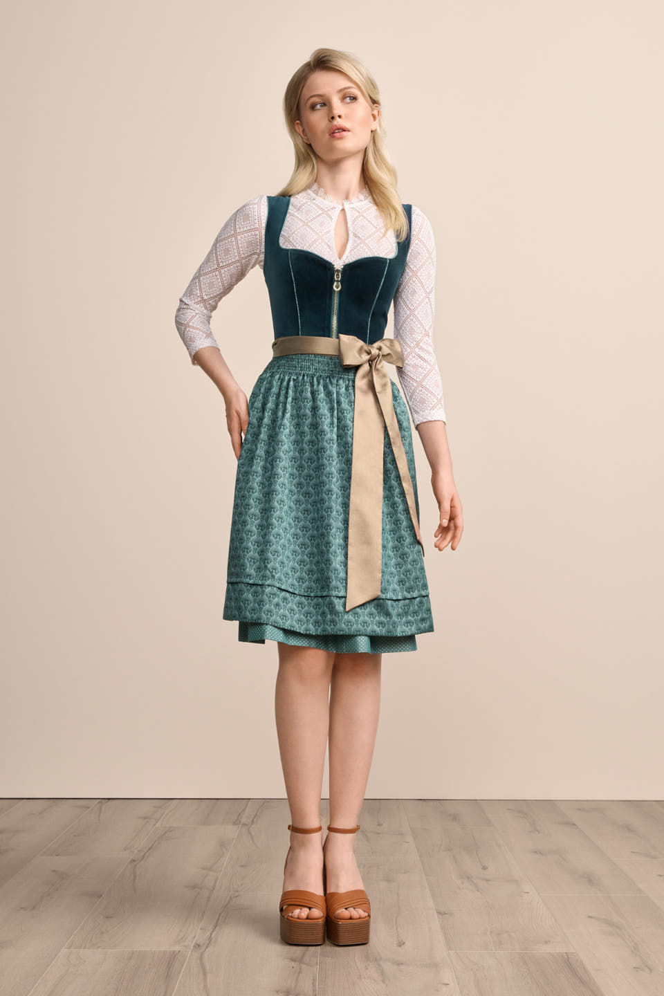 Dirndl Fadia (60cm)
