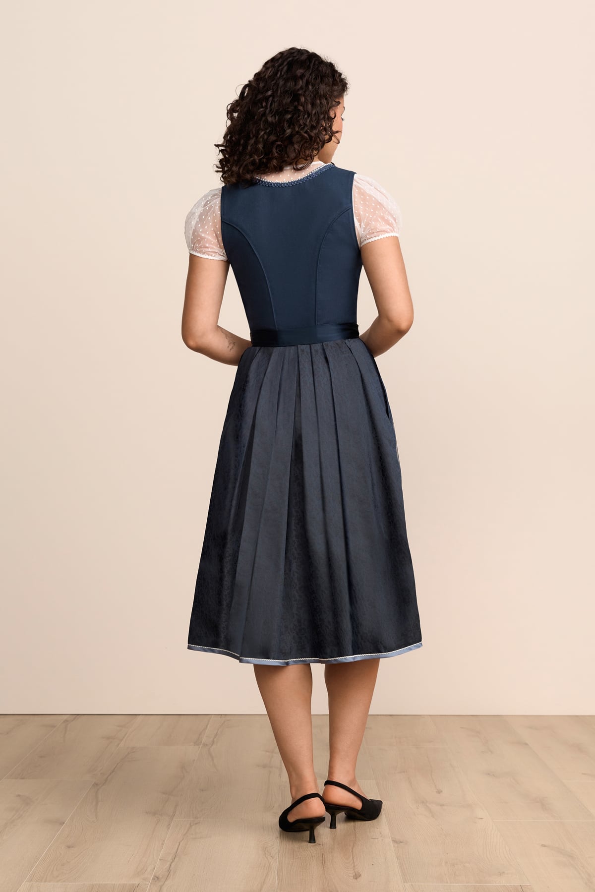 Dirndl Kaelora (70cm)