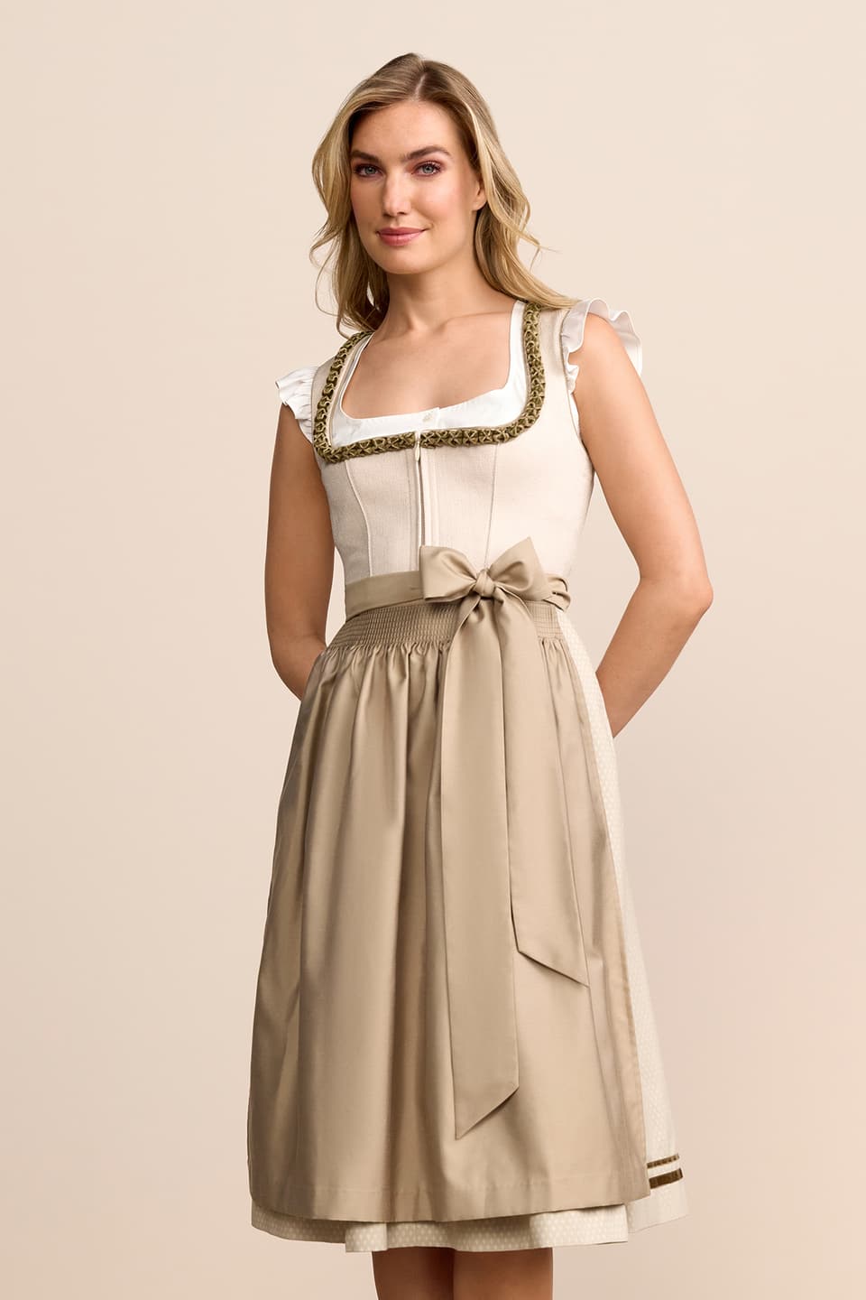 Dirndl Sylphira (70cm)