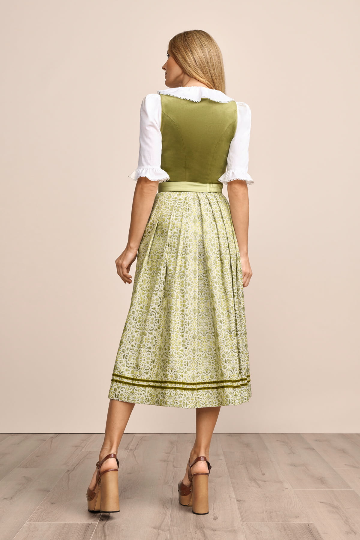 Dirndl Danute (80cm)