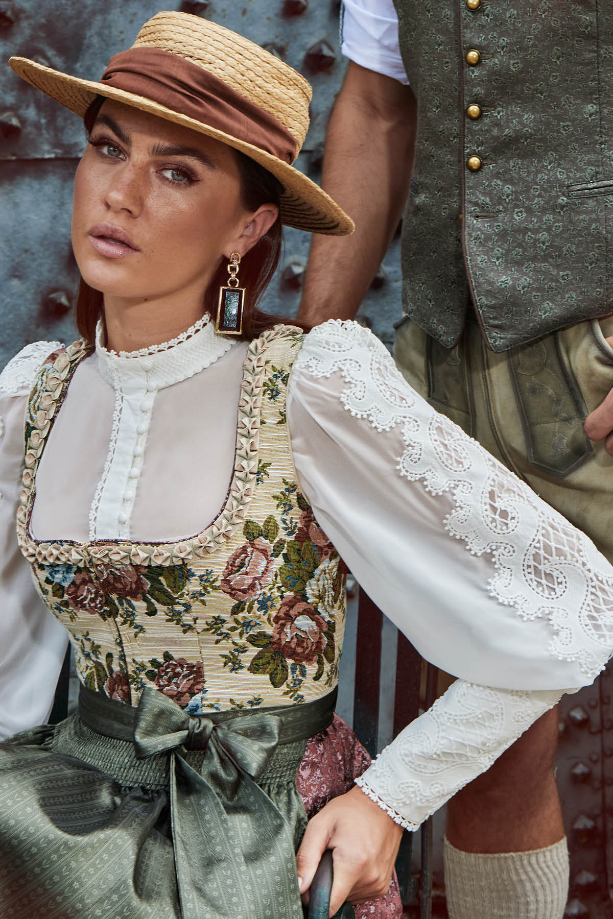dirndl bluse lang