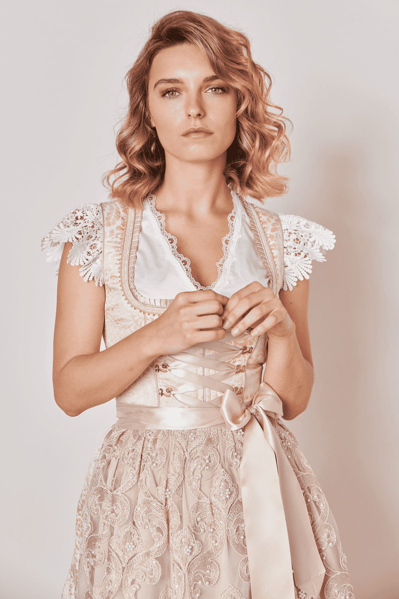 Dirndl laden schweiz shop