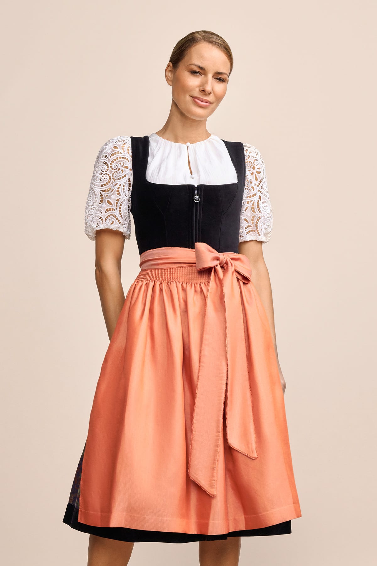 Dirndl Jacinta (70cm)