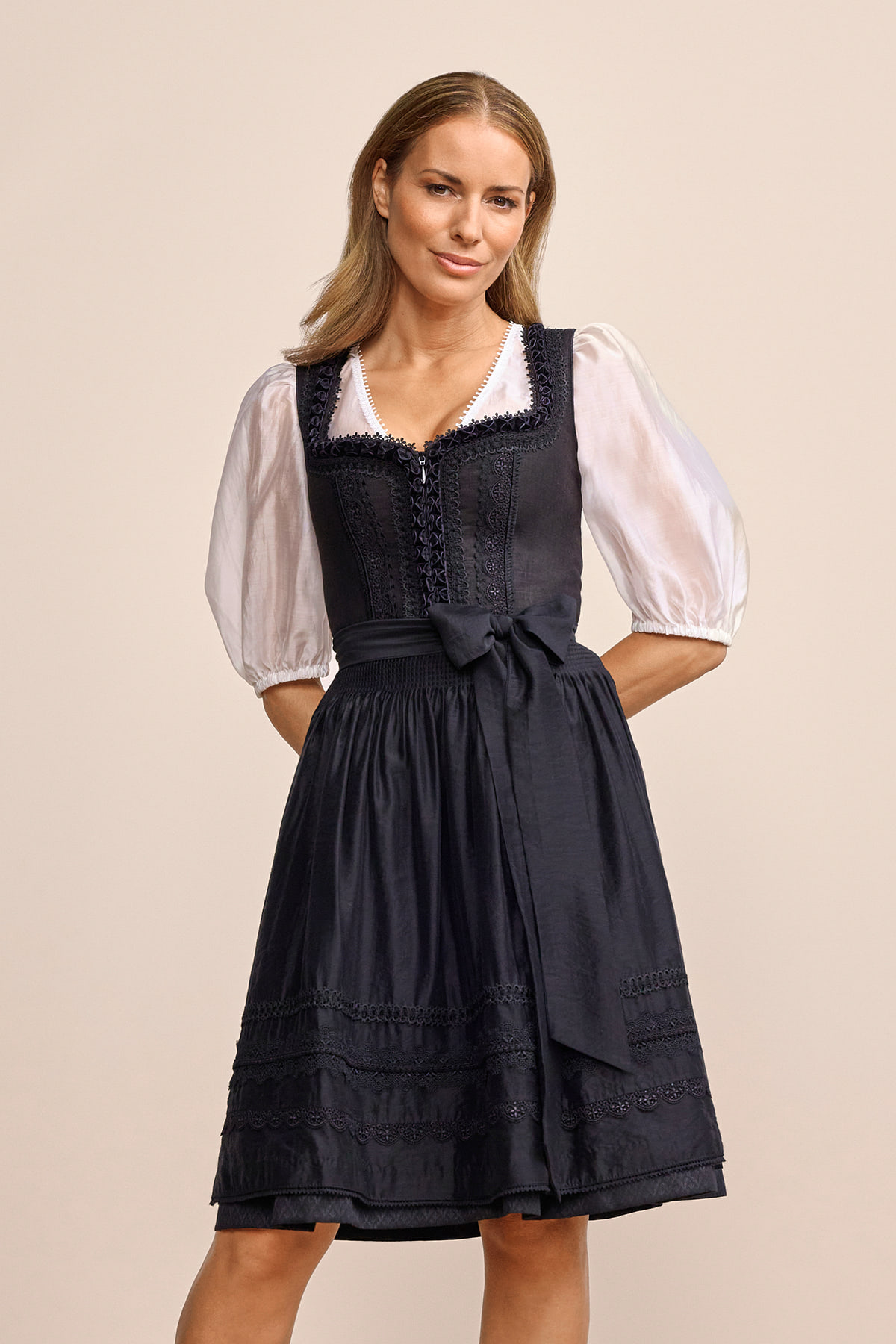 Dirndl Verity (60cm)