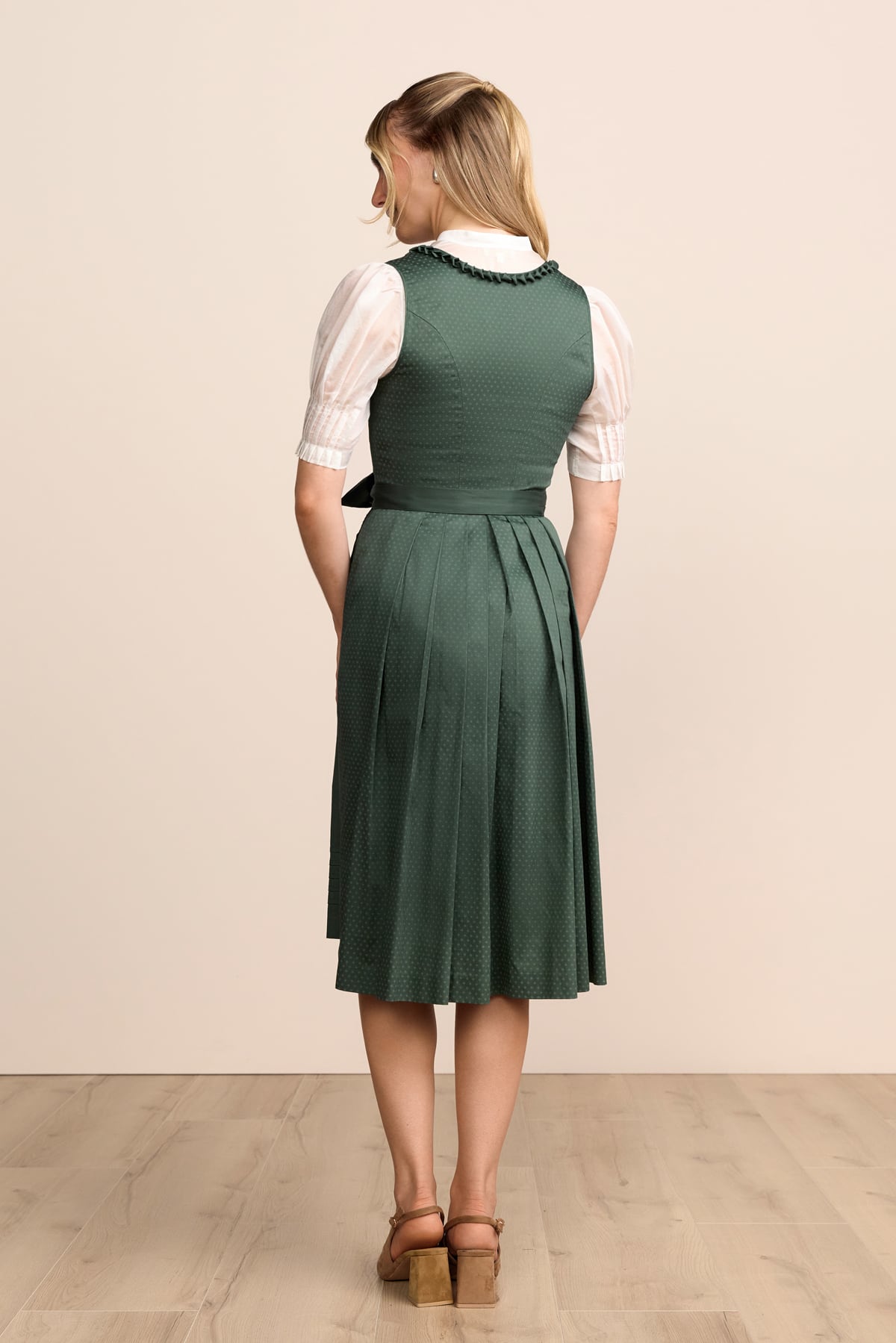 Dirndl Naelia (70cm)