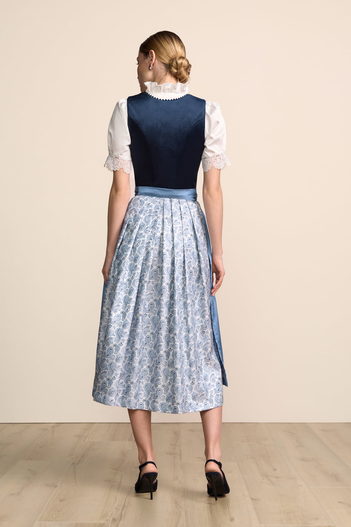 Dirndl Mely (80cm)