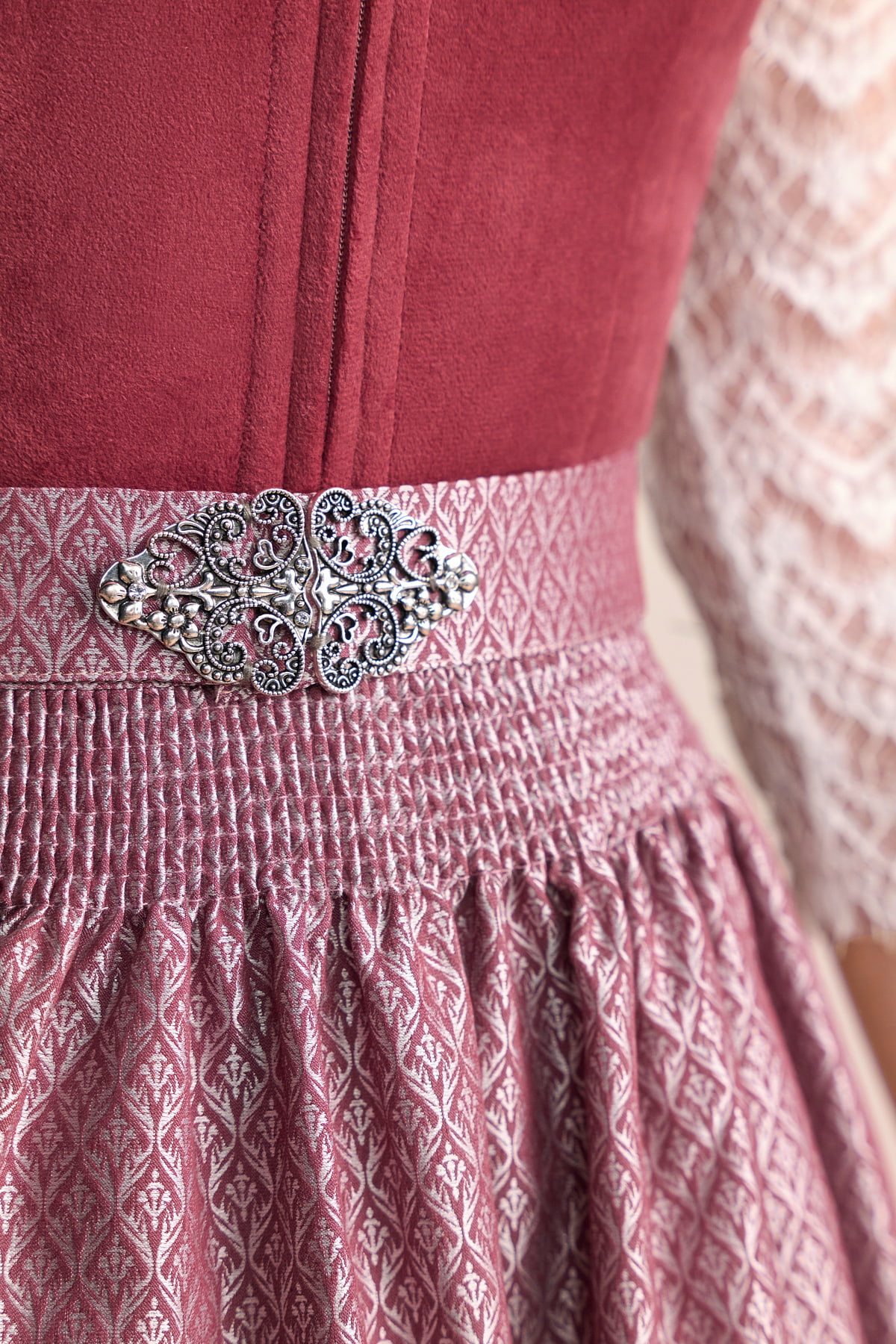 Dirndl Alisha (60cm)