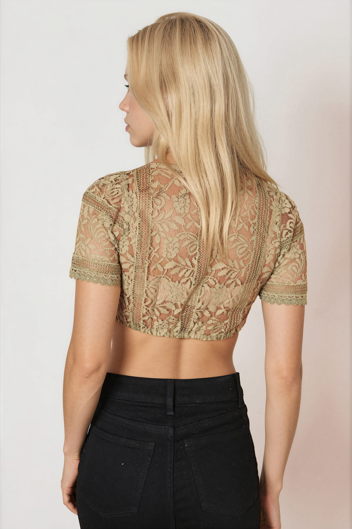 Dirndlbluse Benedicta