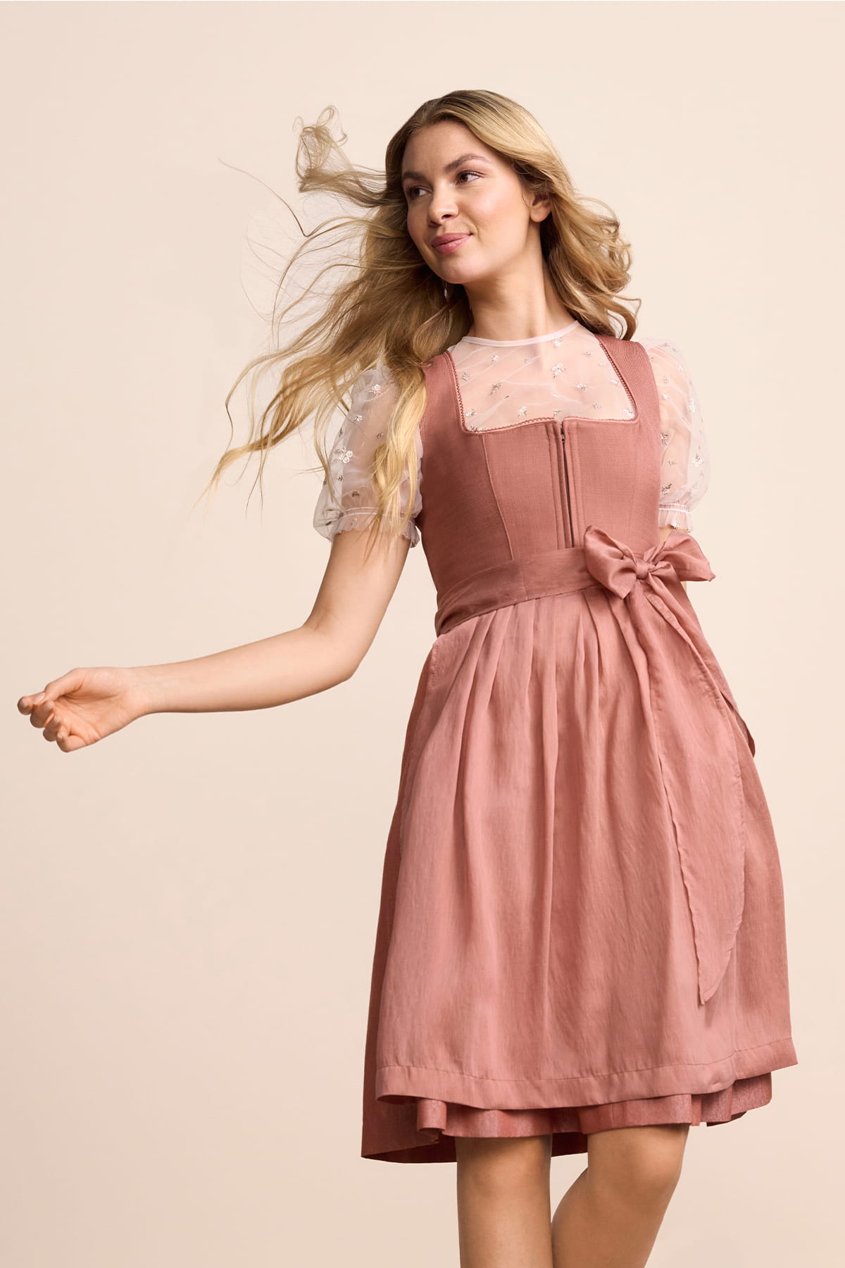 Dirndl Luvina (60cm)
