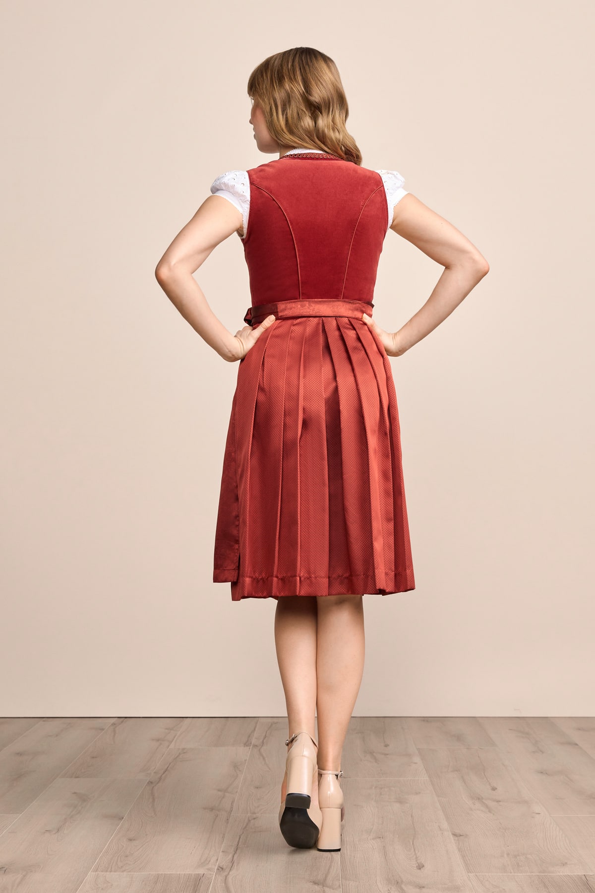 Dirndl Elinda (60cm)