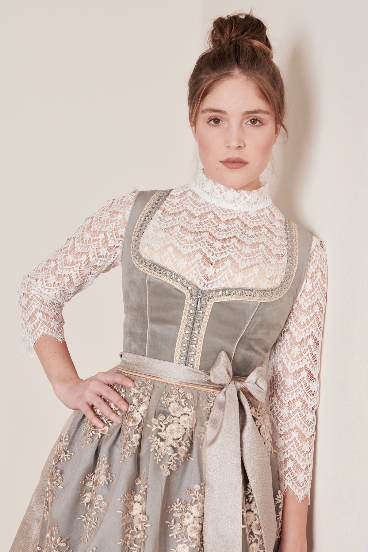 Dirndl Aurea (60cm)