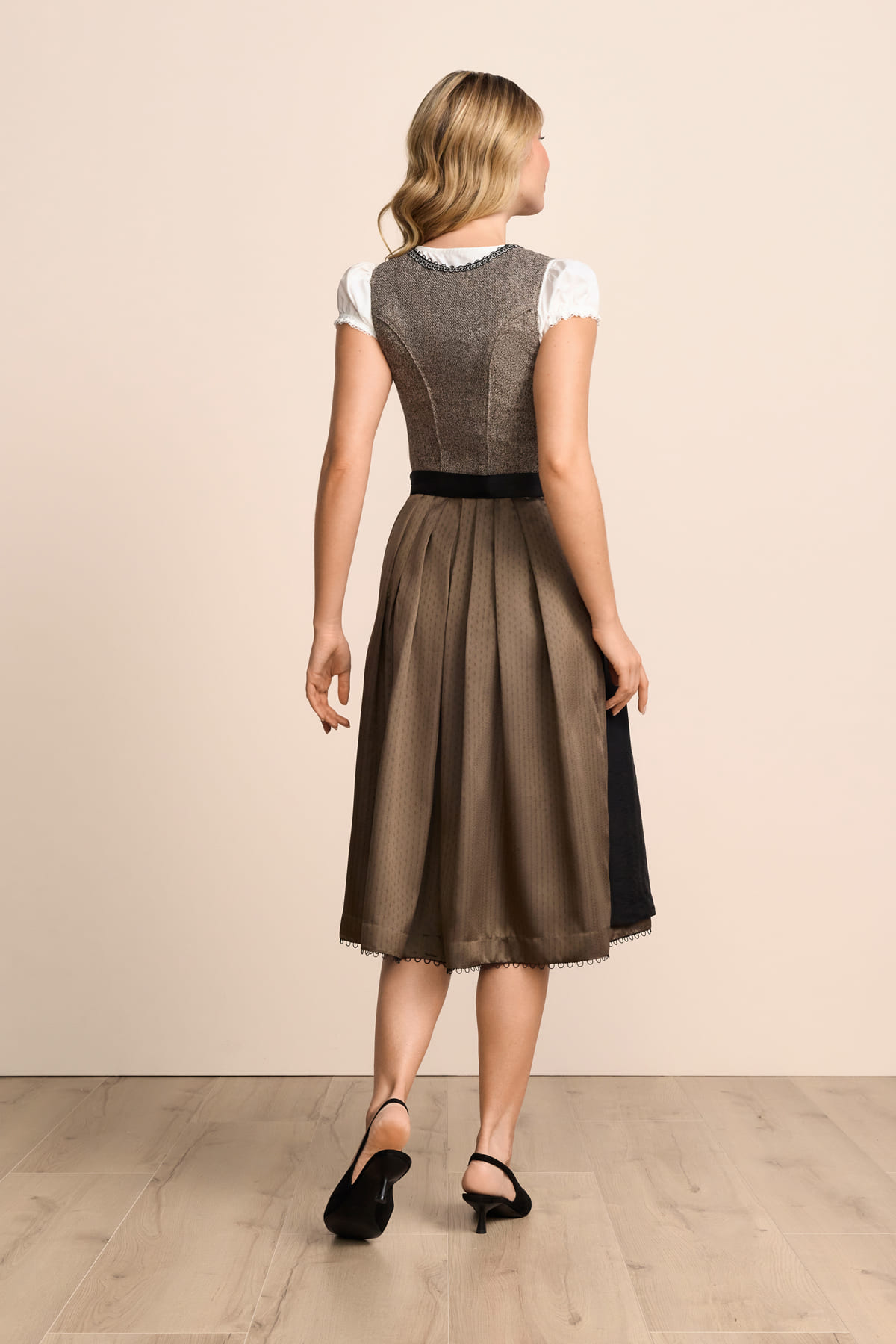 Dirndl Velinae (70cm)
