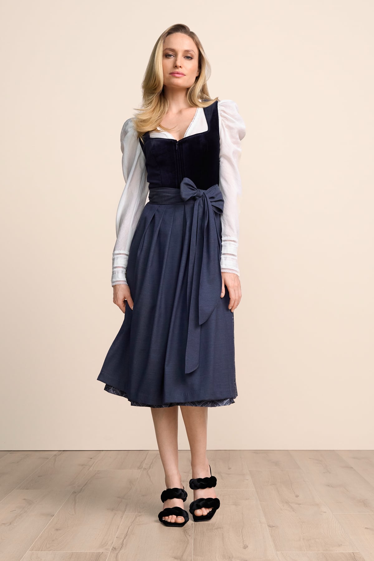 Dirndl Violante (70cm)