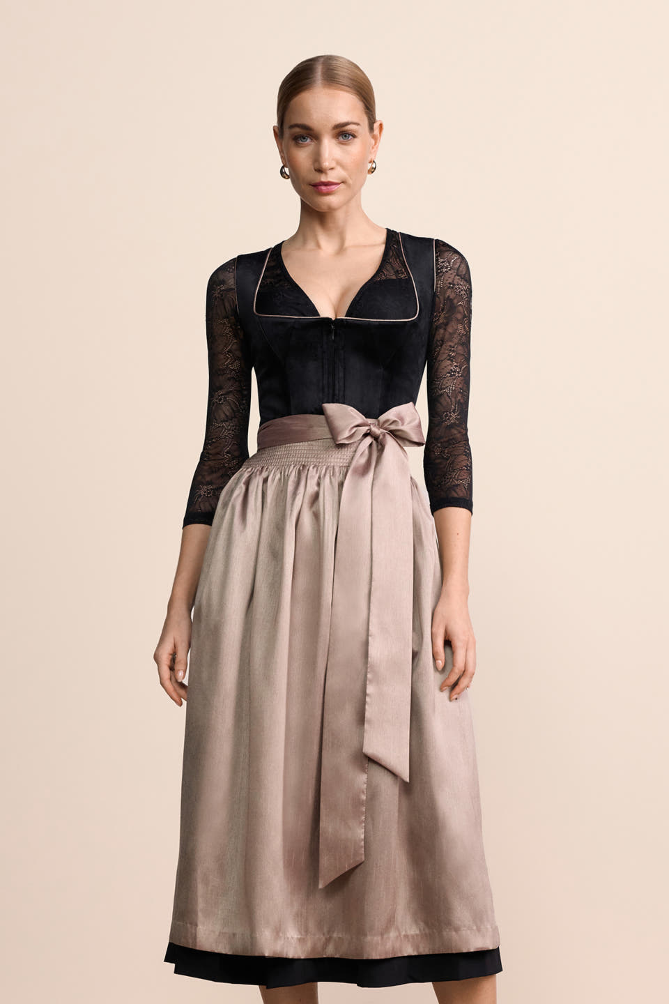 Dirndl Suzanne (80cm)